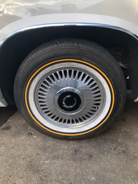 1992 Cadillac DeVille Image 13