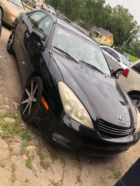2004 Lexus ES Image 3