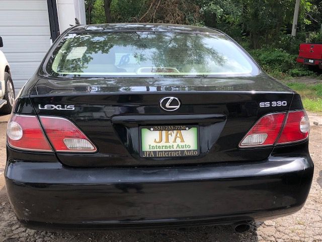 2004 Lexus ES Image 5