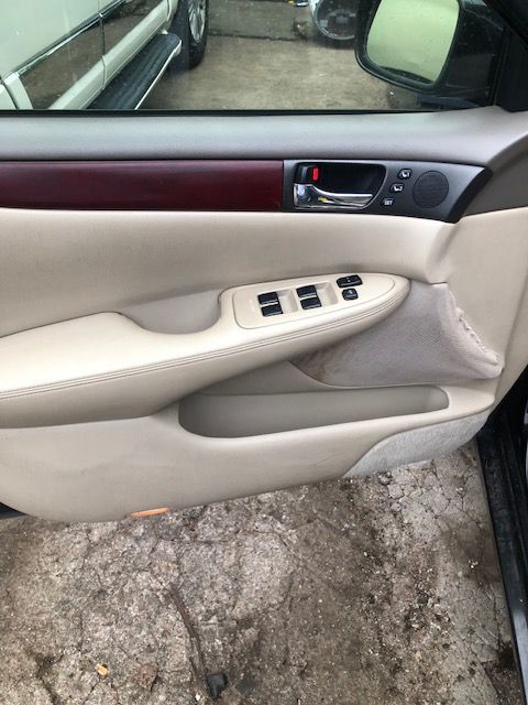 2004 Lexus ES Image 17