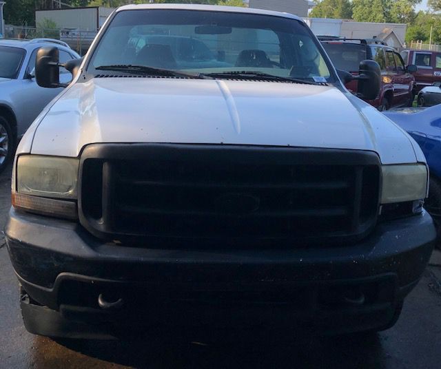 2004 Ford F-250 Image 2