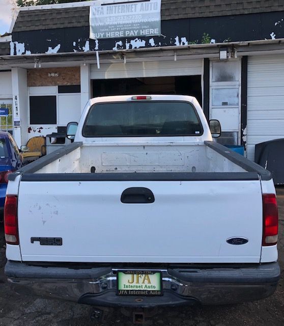 2004 Ford F-250 Image 3