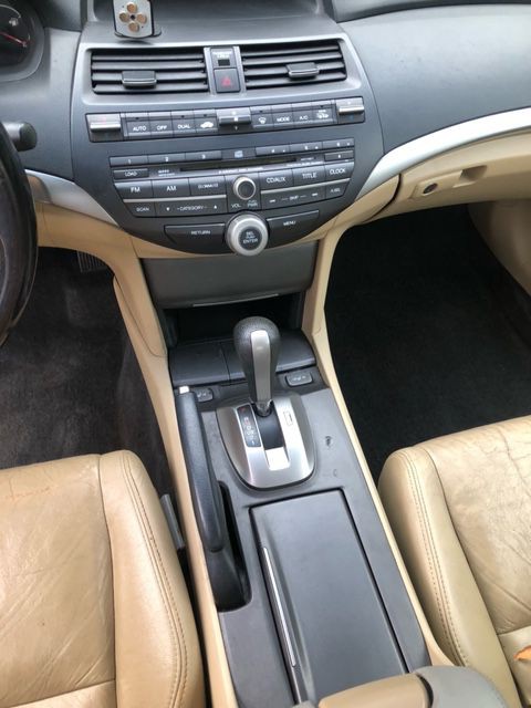 2009 Honda Accord Image 9