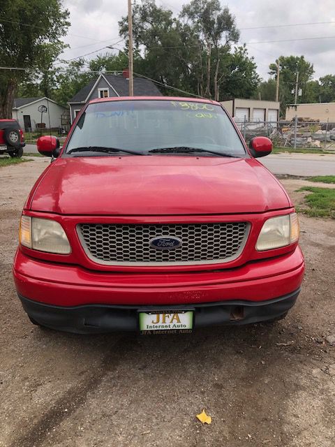 2000 Ford F-150 Image 2