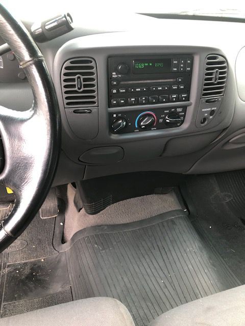 2000 Ford F-150 Image 7