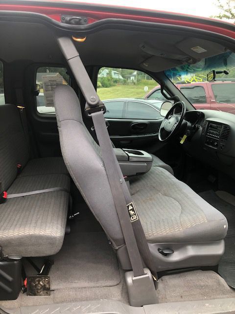 2000 Ford F-150 Image 8