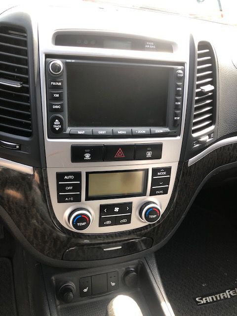 2009 Hyundai Santa Fe Image 10