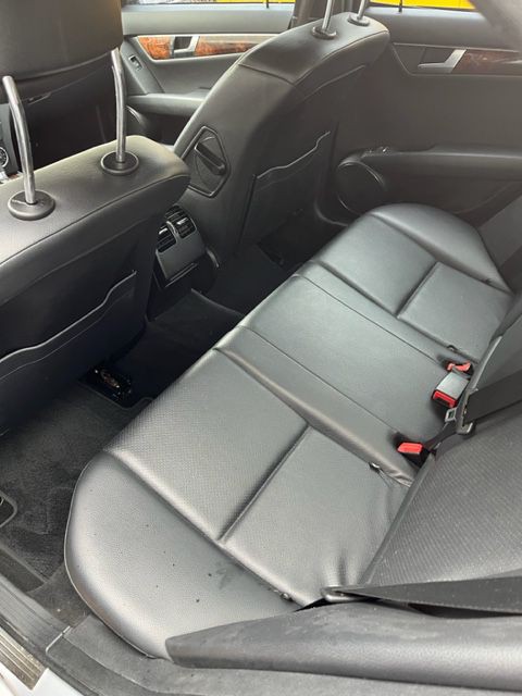 2012 Mercedes-Benz C-Class Image 8