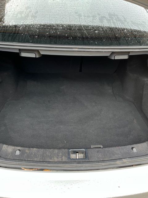 2012 Mercedes-Benz C-Class Image 9