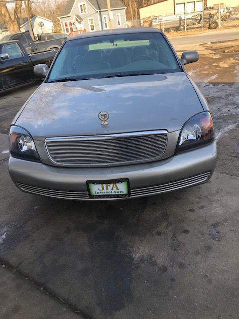 2003 Cadillac DeVille Image 8