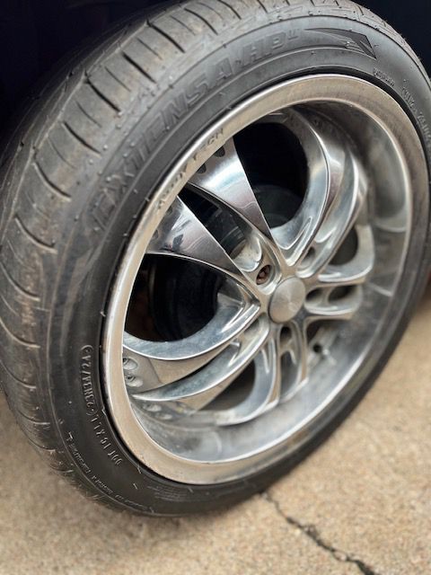 2003 Mitsubishi Eclipse Image 6