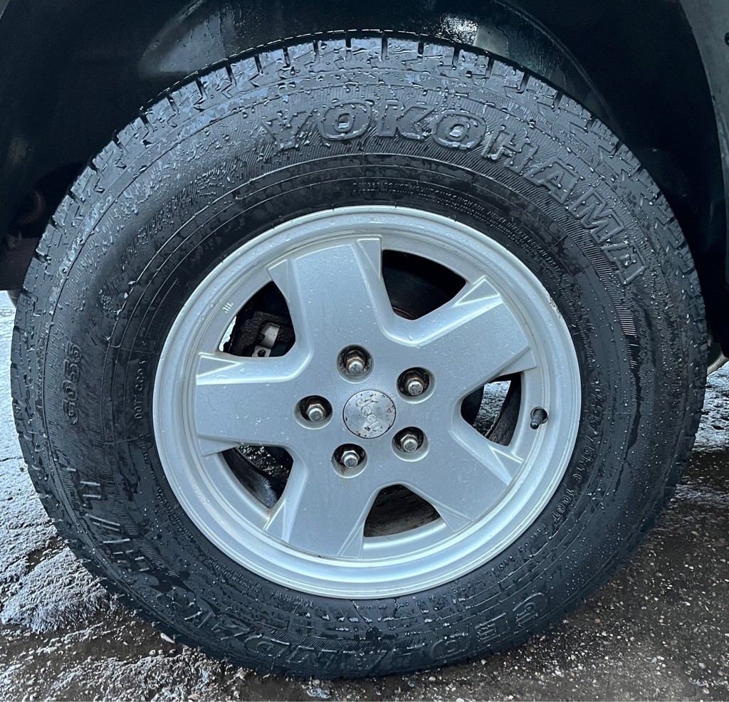 2007 Jeep Liberty Image 9