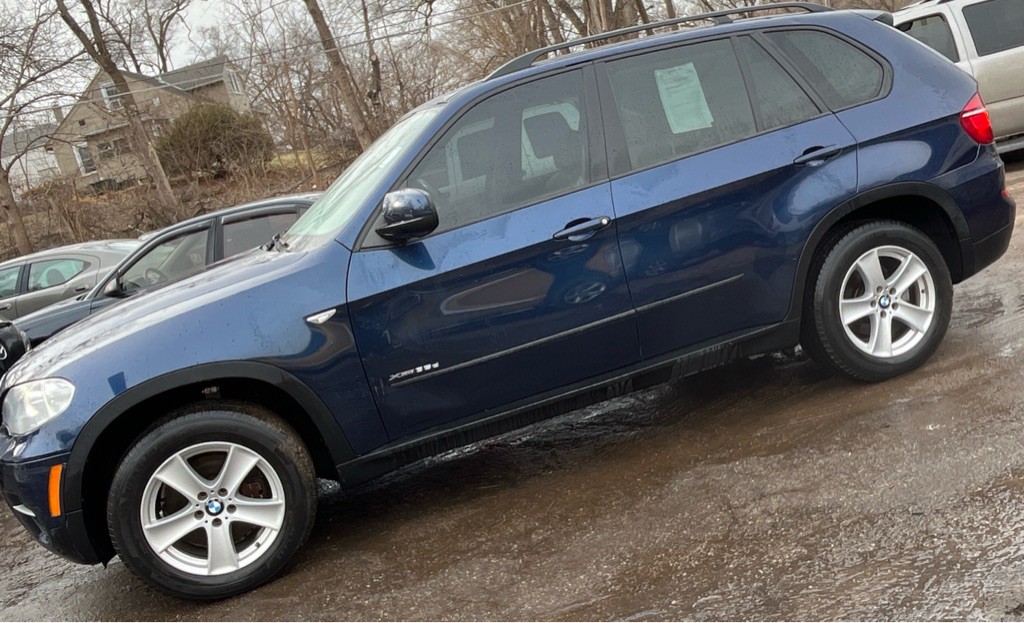 2011 BMW X5 Image 3