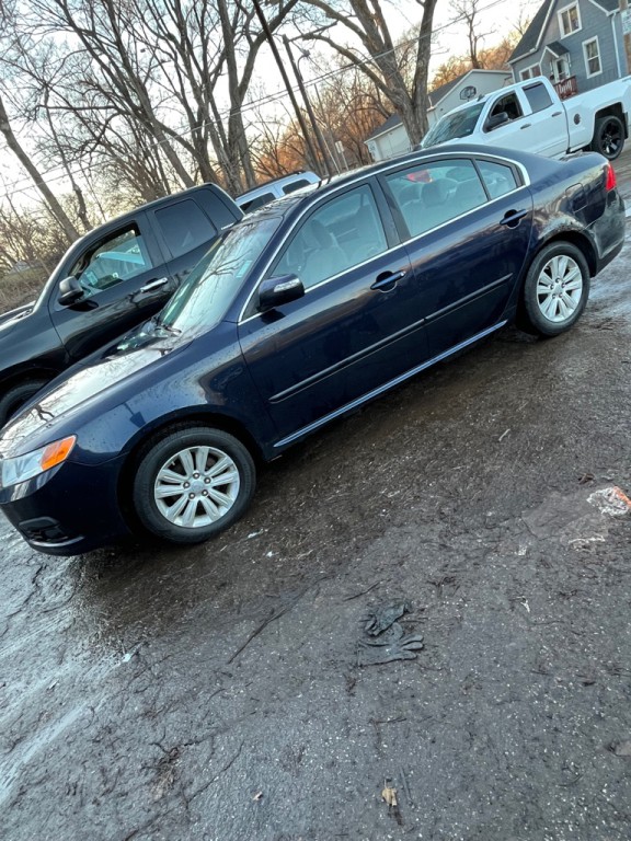 2010 Kia Optima Image 3