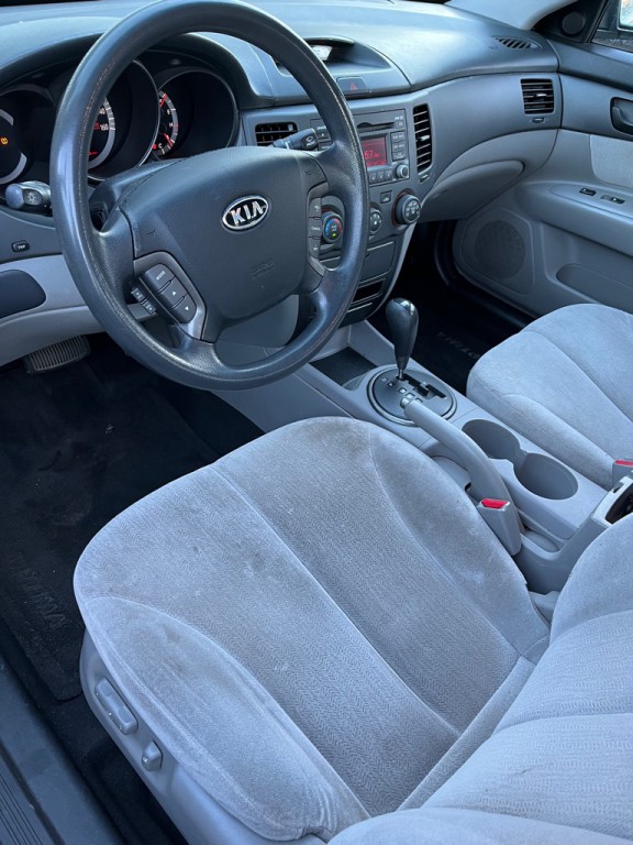 2010 Kia Optima Image 5