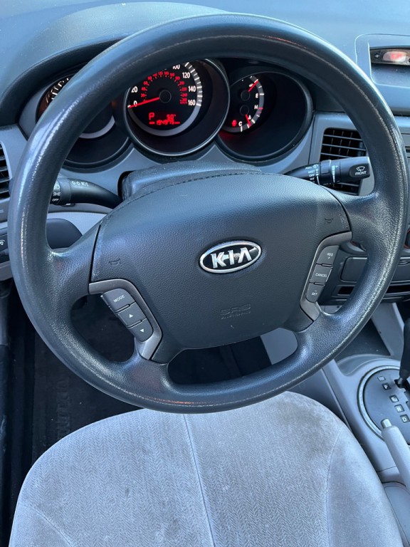 2010 Kia Optima Image 6