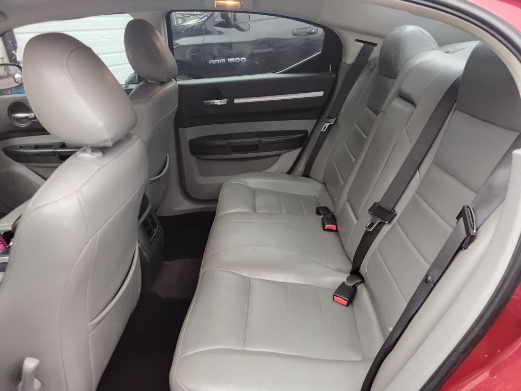 2008 Dodge Charger Image 24