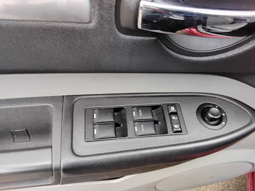 2008 Dodge Charger Image 12