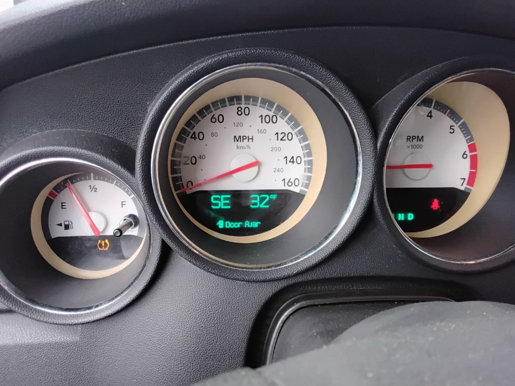 2008 Dodge Charger Image 15