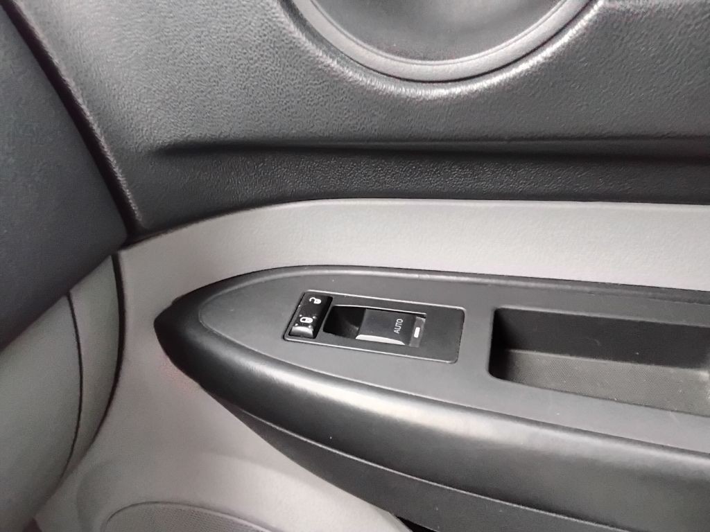 2008 Dodge Charger Image 19