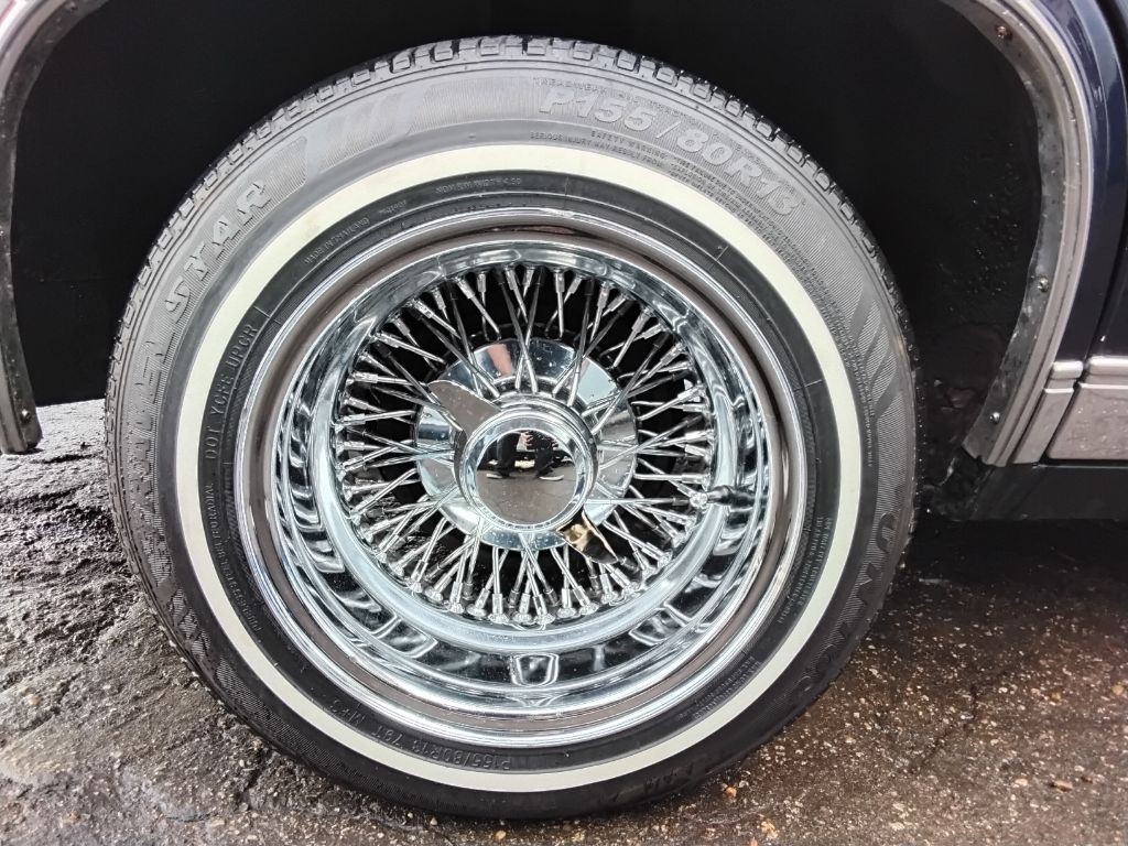 1988 Cadillac DeVille Image 27