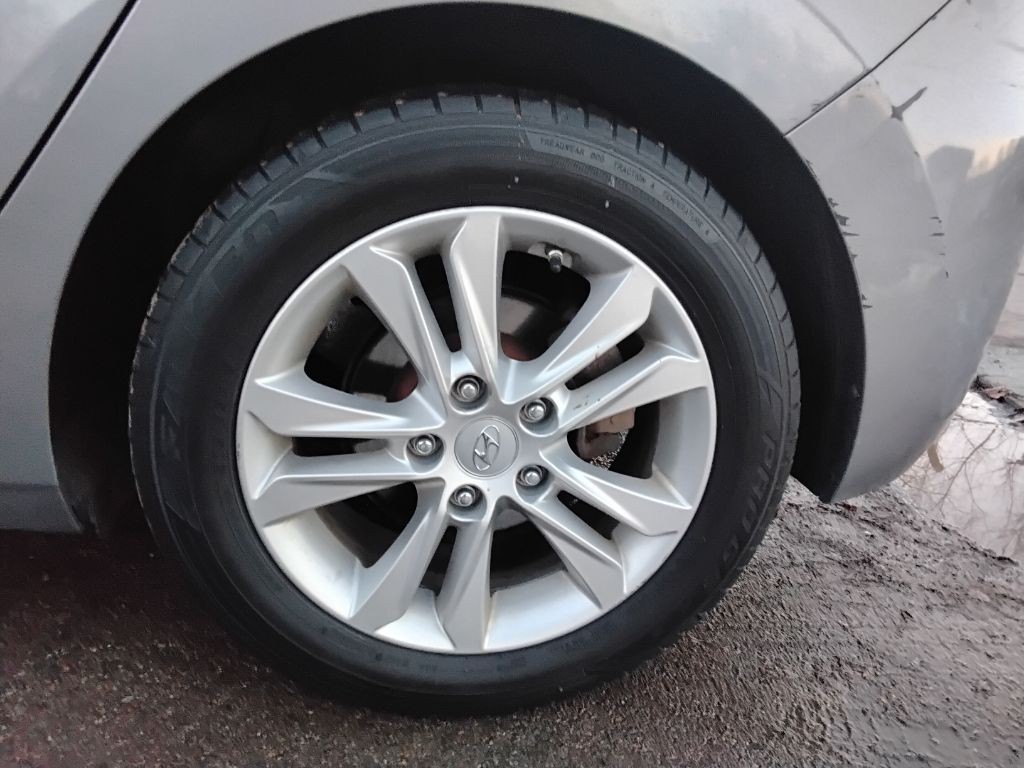 2015 Hyundai Elantra Image 20