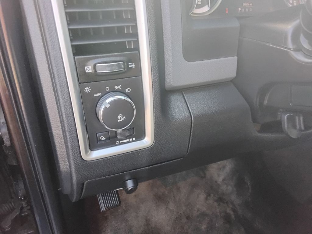 2013 Dodge Ram 1500 Image 8