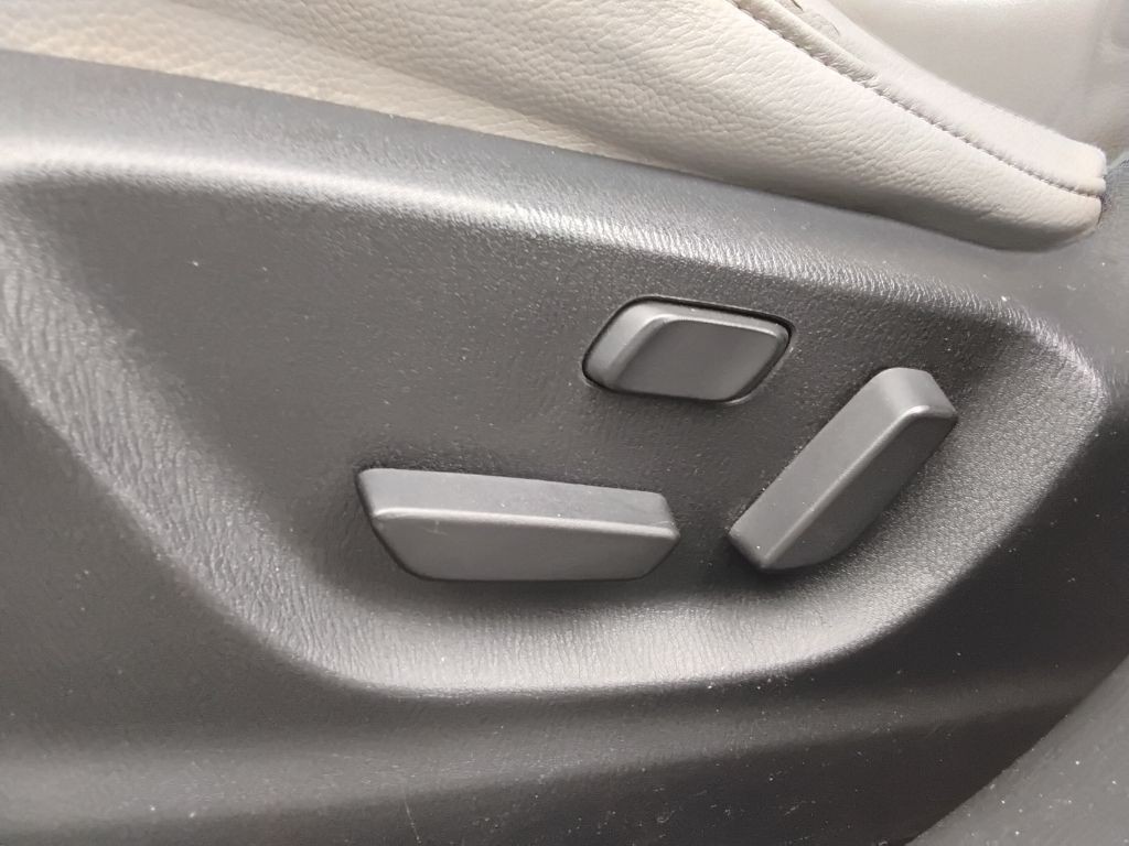 2015 Mazda CX-5 Image 9