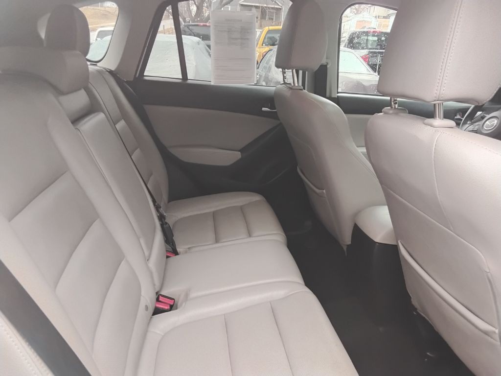 2015 Mazda CX-5 Image 17