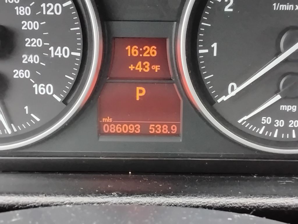 2014 BMW X1 Image 10