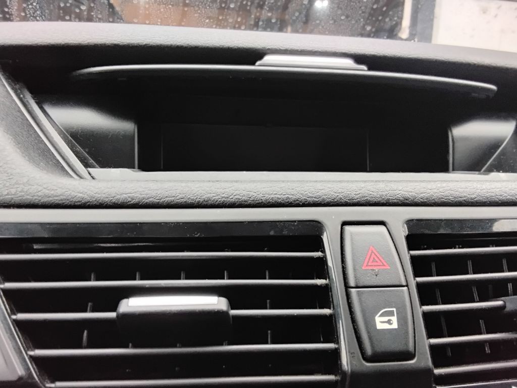 2014 BMW X1 Image 11