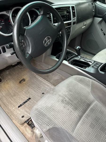 2003 Toyota 4Runner Image 6