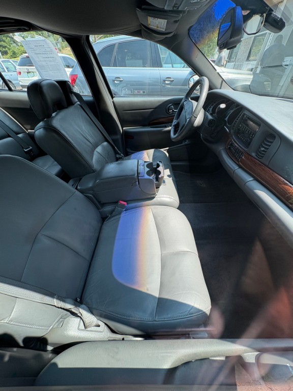 2005 Buick LeSabre Image 10