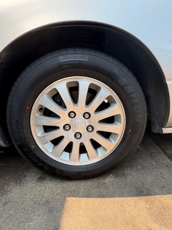 2005 Buick LeSabre Image 14