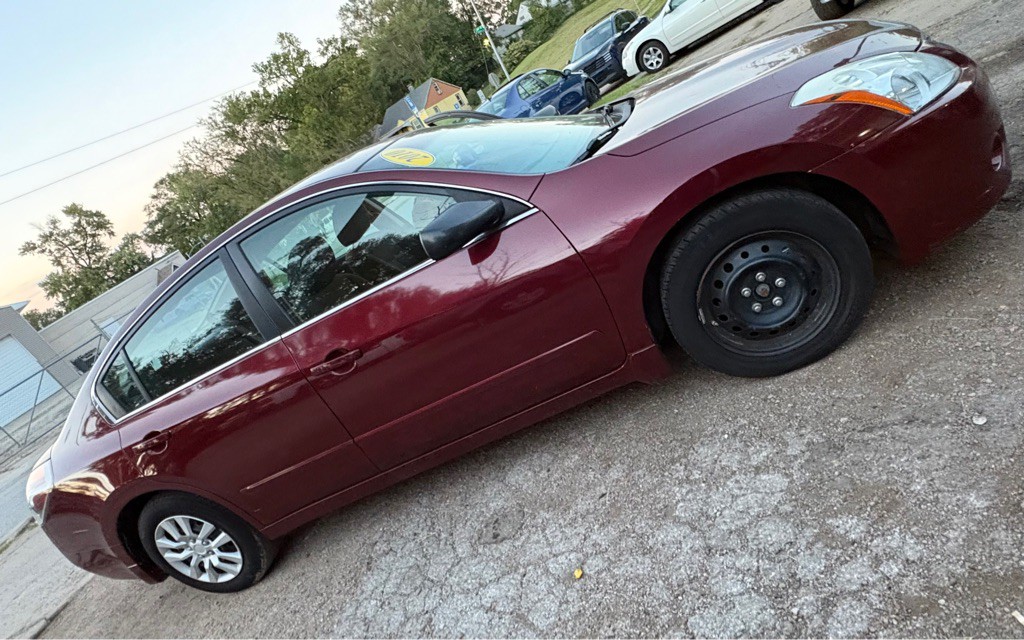 2010 Nissan Altima Image 3