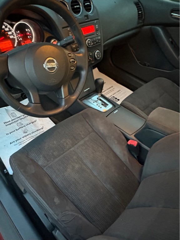 2010 Nissan Altima Image 6