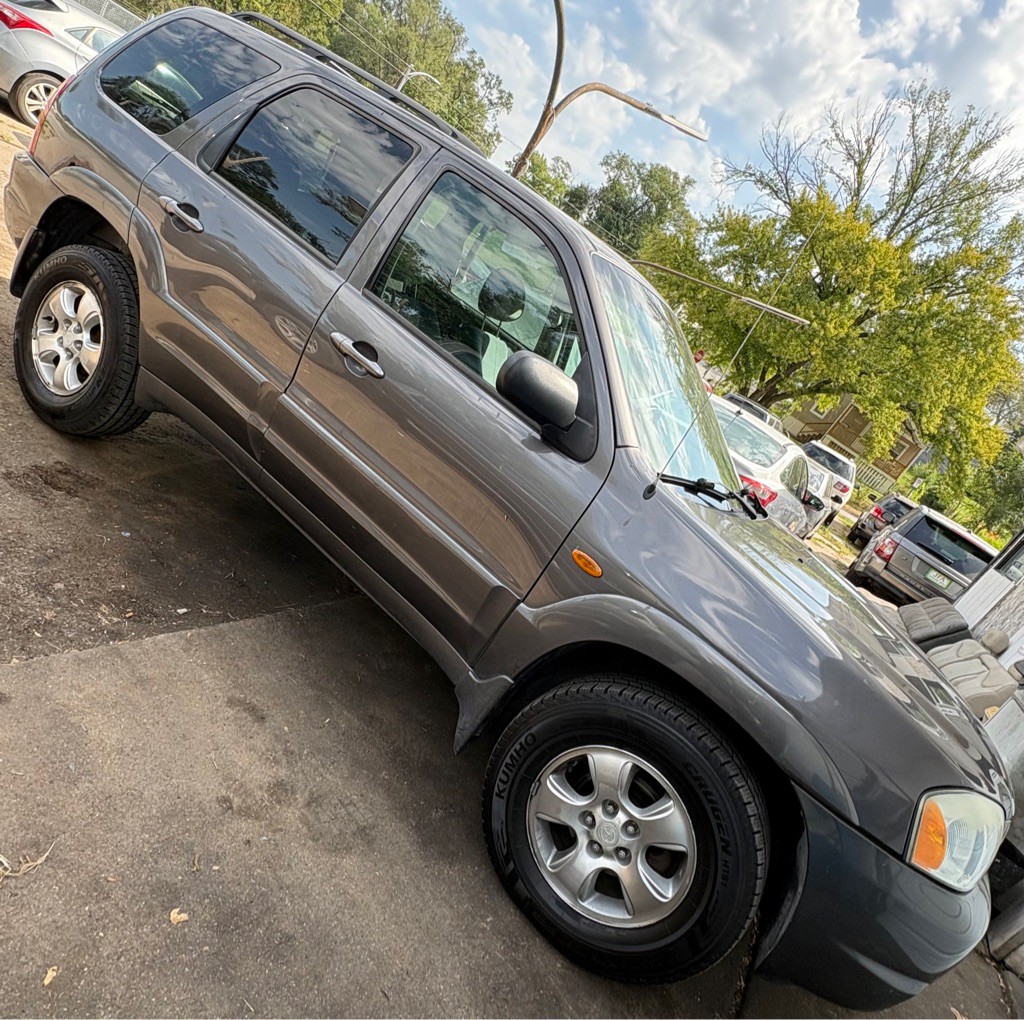 2003 Mazda Tribute Image 2