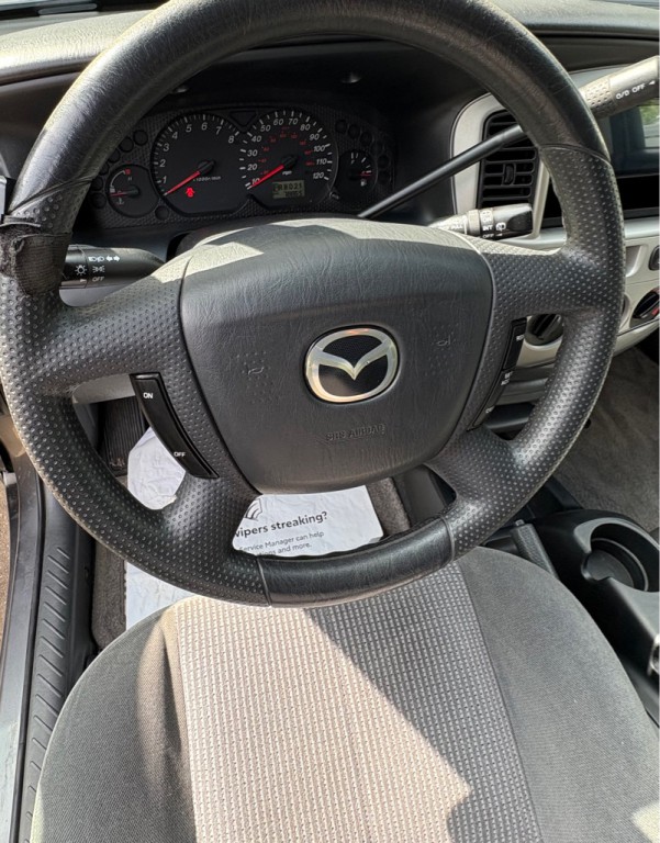 2003 Mazda Tribute Image 5
