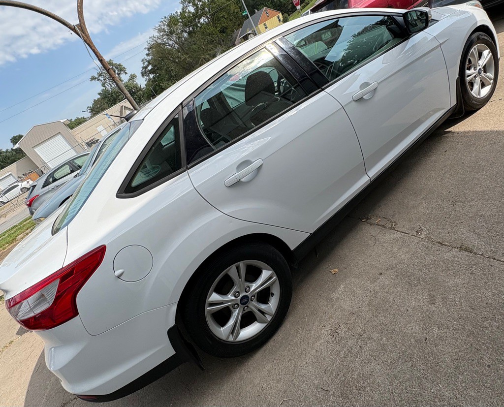 2014 Ford Focus Image 2