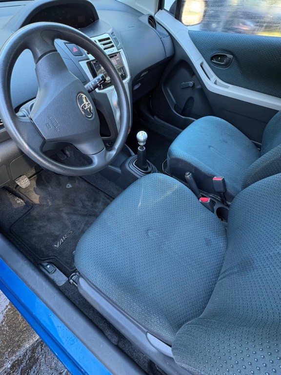 2008 Toyota Yaris Image 4