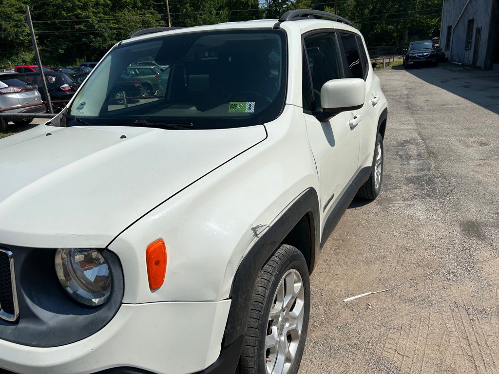 2015 Jeep Renegade Image 6