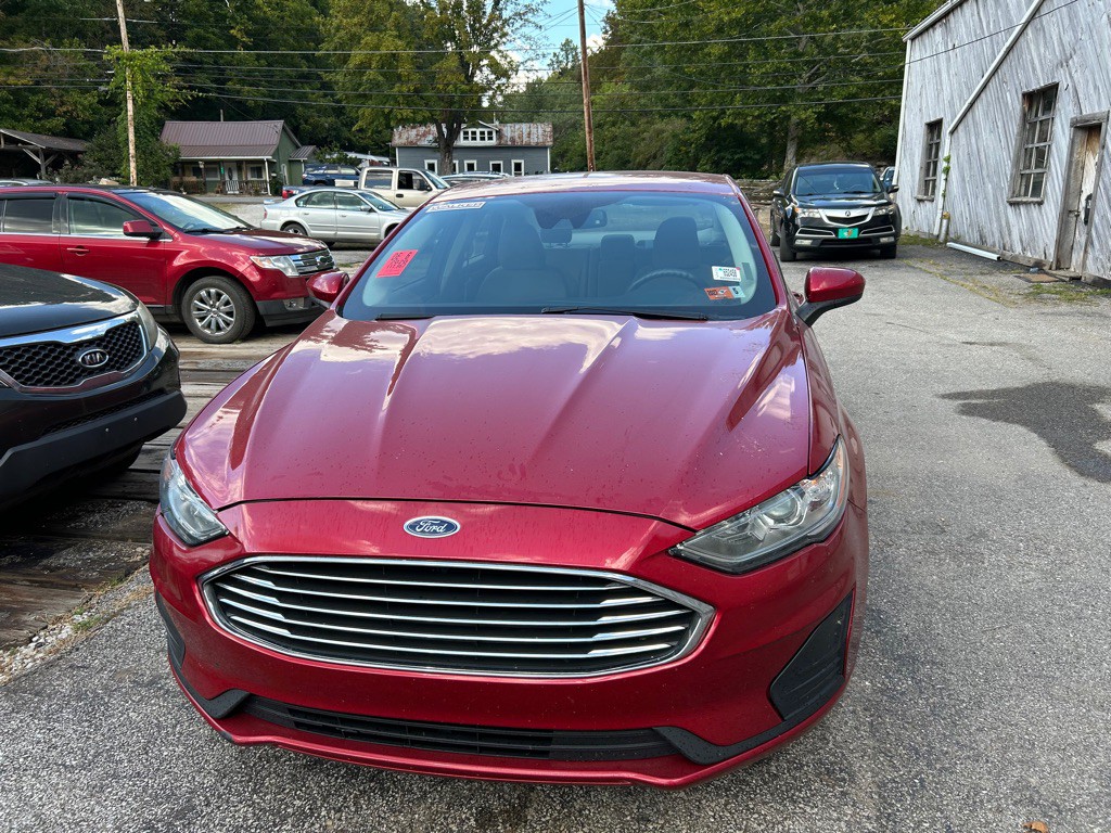 2020 Ford Fusion Image 1