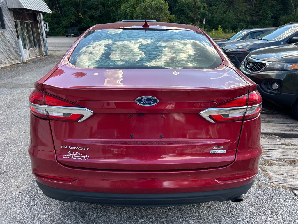 2020 Ford Fusion Image 4