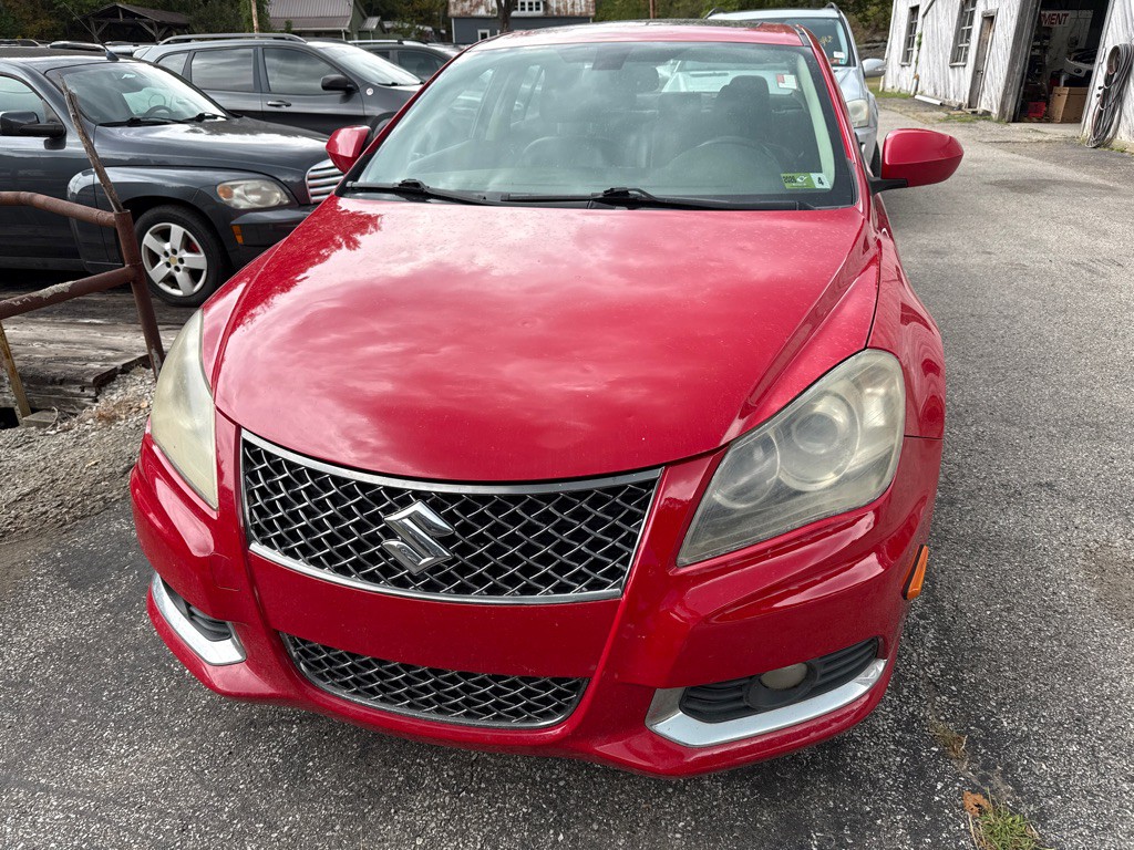 2012 Suzuki Kizashi Image 1