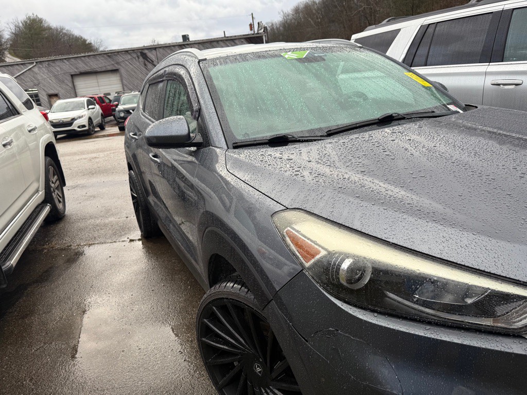 2016 Hyundai Tucson Image 2