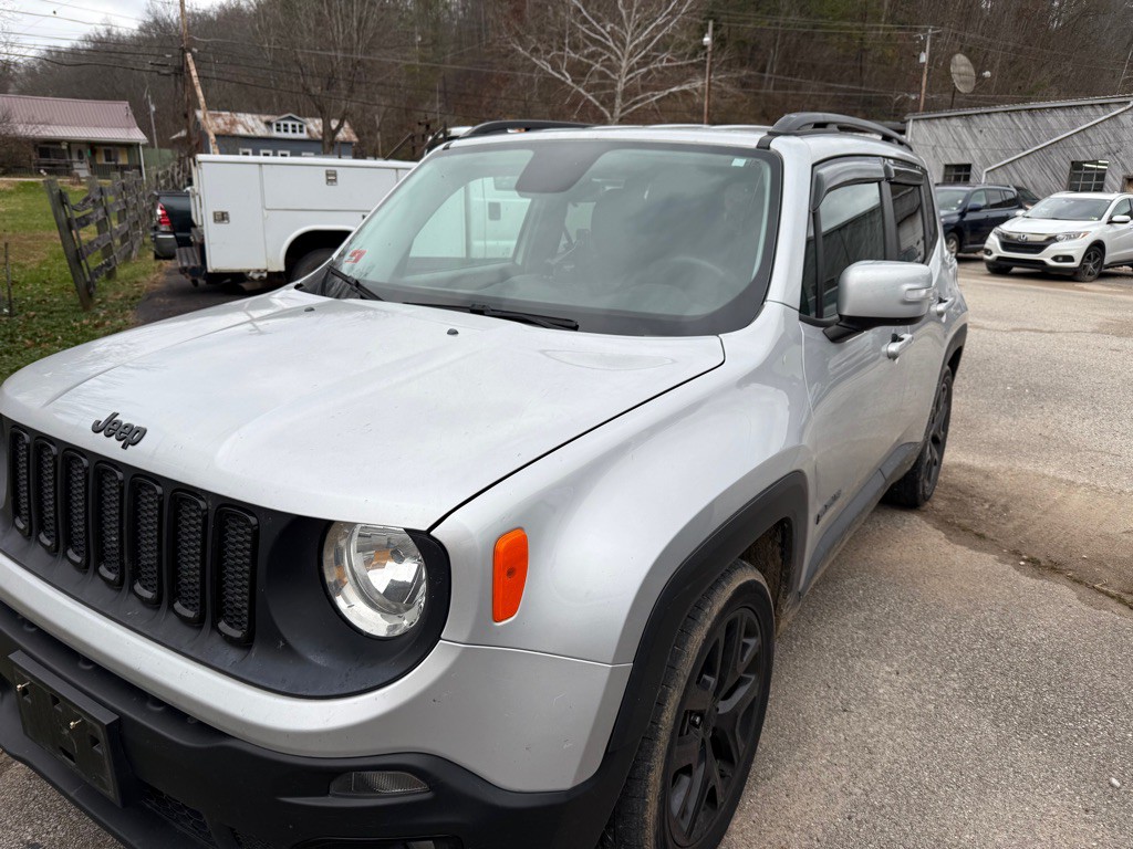 2017 Jeep Renegade Image 2