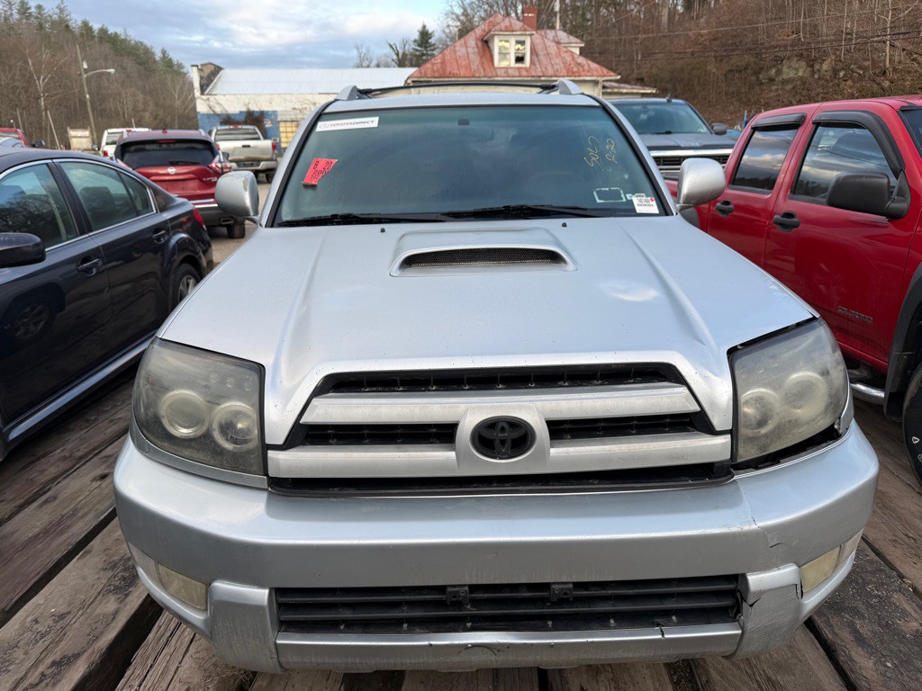 2005 Toyota 4Runner Image 1