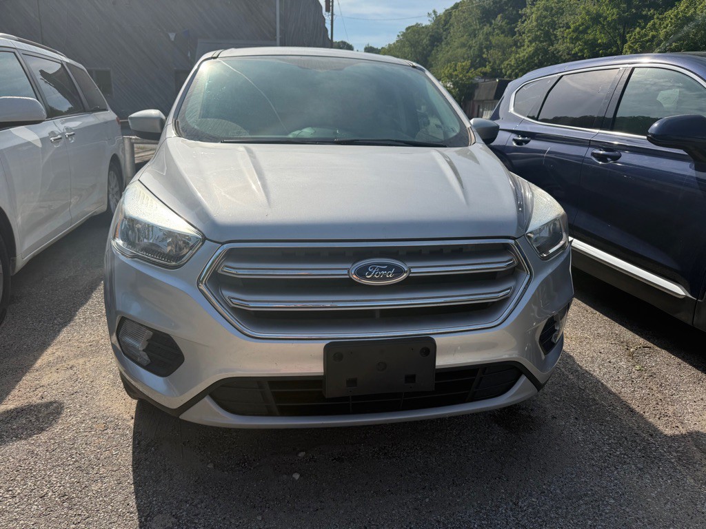 2017 Ford Escape Image 1