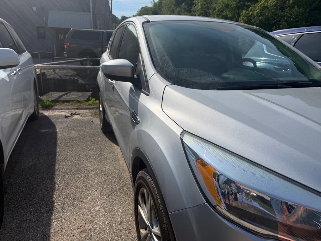 2017 Ford Escape Image 3