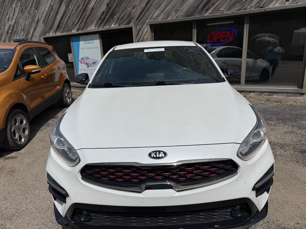 2021 Kia Forte Image 1